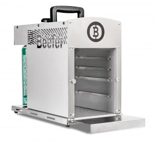 800 °C auf Reisen – der Beefer muss mit.