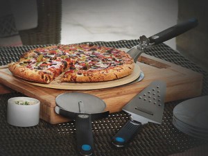 Napoleon Starter Kit for Pizza Lovers